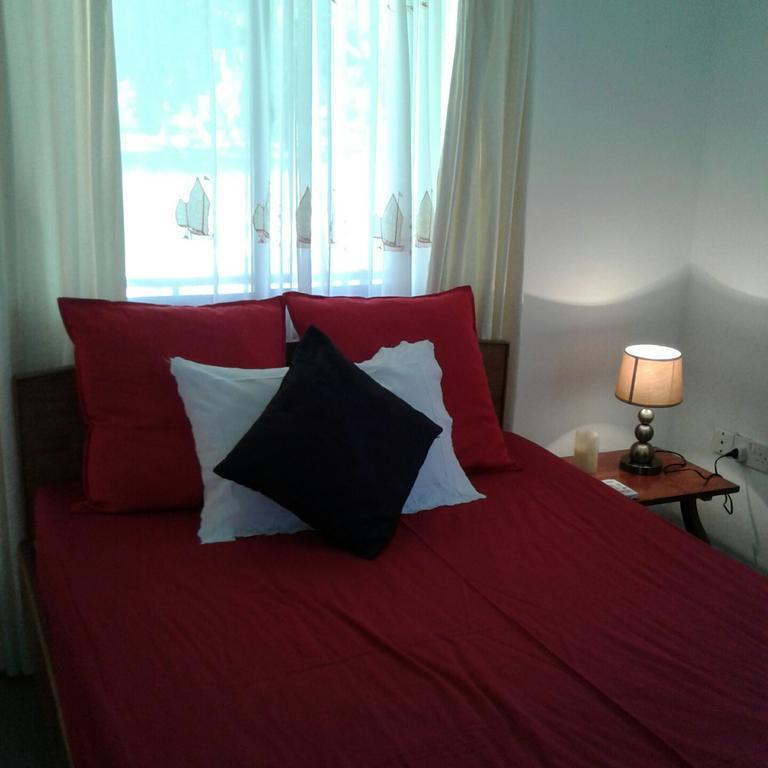 Agnes Cottage - Emerald La Digue Eksteriør billede
